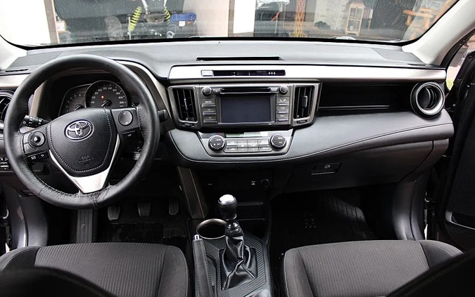 Toyota RAV4 cena 52900 przebieg: 128000, rok produkcji 2013 z Wolbrom małe 121